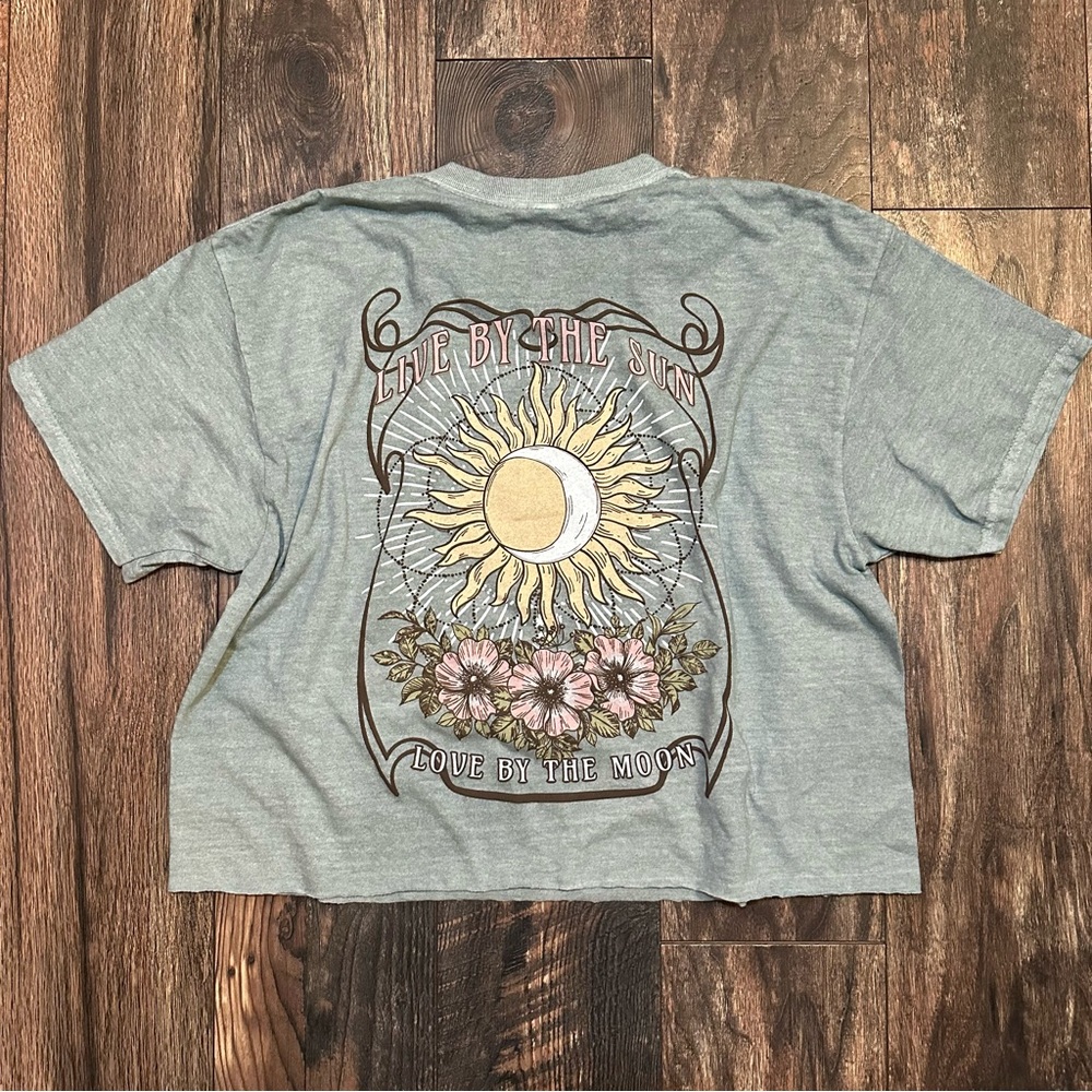 Parks Project Tree Hugger Nation crewneck short sleeve T-shirt size large